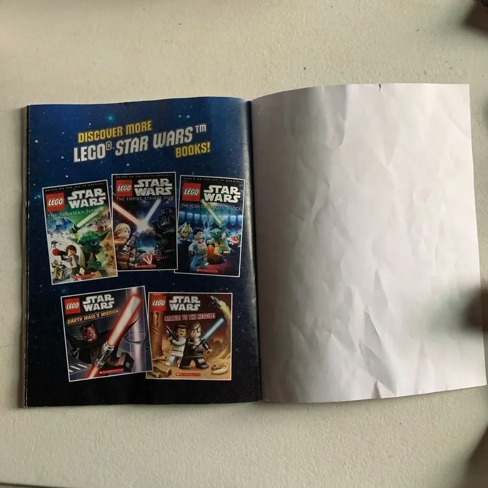3/$25 LEGO Star Wars the Droids You're Looking For Search Book - Picture 7 of 7